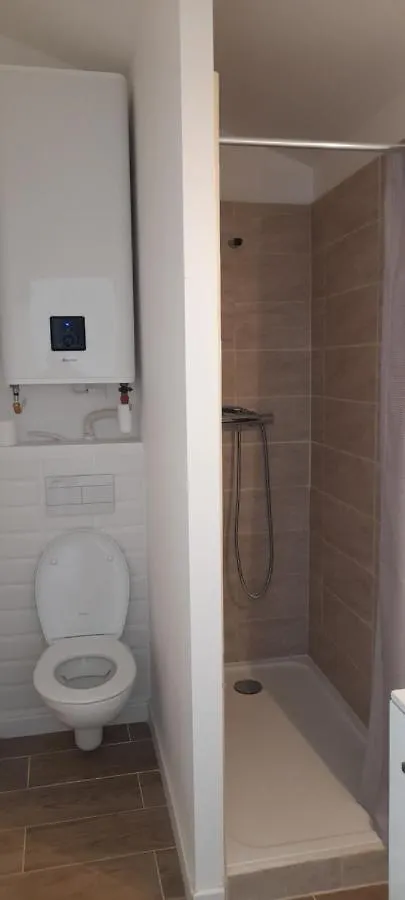 Studio Logement Entier Calme Neuf Climatise Avec Exterieur Puget-Ville Apartamento
