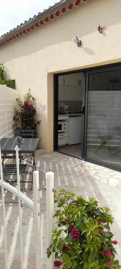 Studio Logement Entier Calme Neuf Climatise Avec Exterieur Puget-Ville