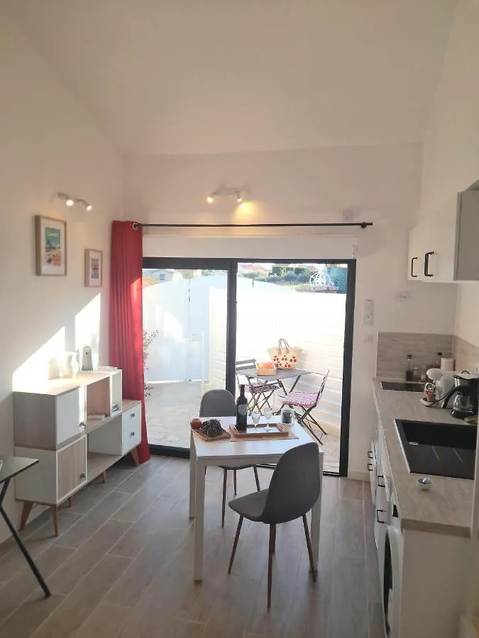 Studio Logement Entier Calme Neuf Climatise Avec Exterieur Puget-Ville