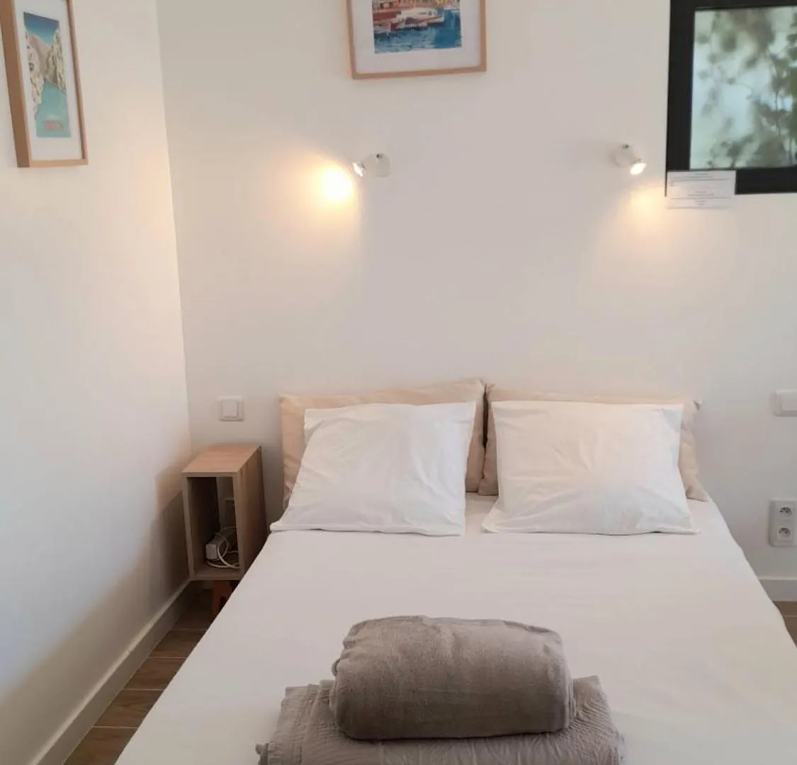Studio Logement Entier Calme Neuf Climatise Avec Exterieur Puget-Ville França