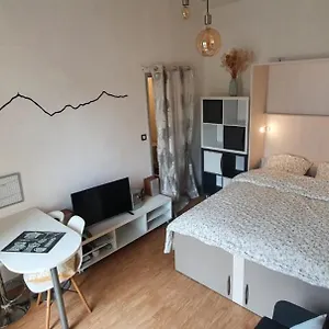 Studio Lumineux Au Centre Appartement Bagnères-de-Bigorre